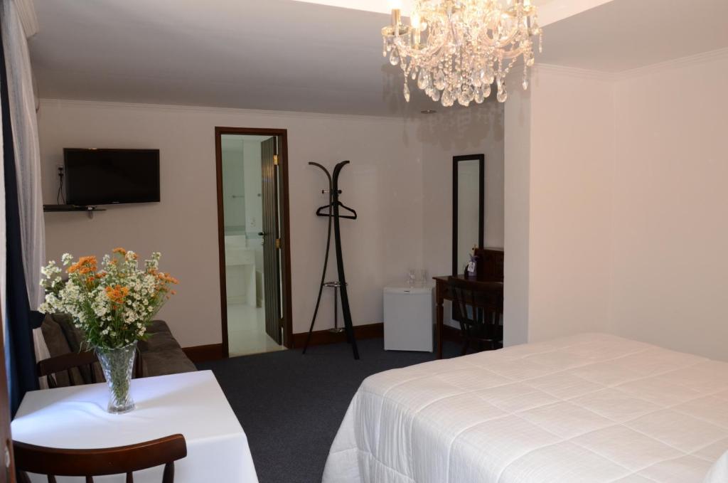 Guitta Pousada Petrópolis Quarto foto